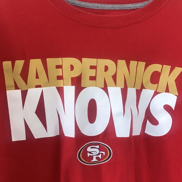 Nike Men’s San Francisco 49ers Scarlet and Gold Kaepernick Knows T Shirt - Picture 2 of 6